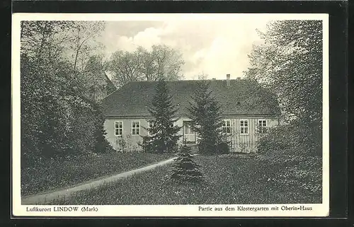 AK Lindow /Mark, Partie aus dem Klostergarten mit Oberin-Haus