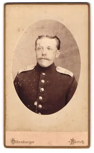 Fotografie Oldenburger, Aurich, Soldat in Uniform mit Uhrenkette, Inf. Rgt. 78