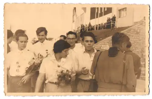 12 Fotografien W. Uhlig, Netzschkau i. V., Ansicht Berlin, Walter Ulbricht Stadion, DDR Sportfest, Einlauf der Nationen