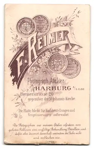 Fotografie F. Reimer, Harburg a. d. Elbe, Bremerstrasse 20, Portrait junger Herr im Anzug mit Krawatte