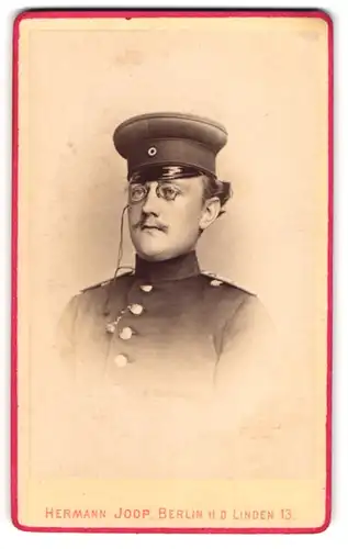 Fotografie Hermann Joop, Berlin, Unter den Linden 13, Lt. Sunkel der Central-Turn-Anstalt in Uniform I. R. 63