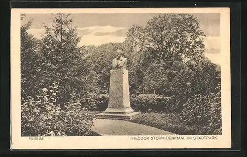 AK Husum, Theodor Storm-Denkmal im Stadtpark