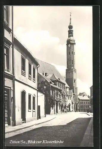 AK Zittau /Sachsen, Strassenpartie mit Klosterkirche