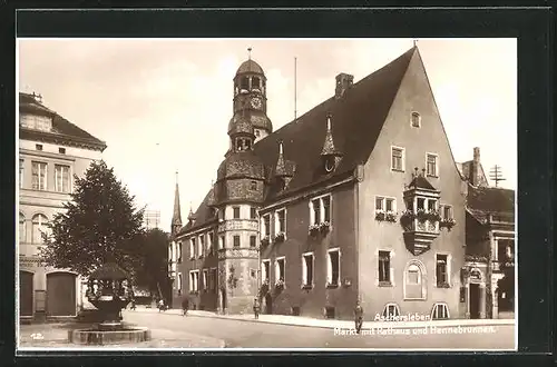 AK Aschersleben, Markt mit Rathaus und Hennebrunnen