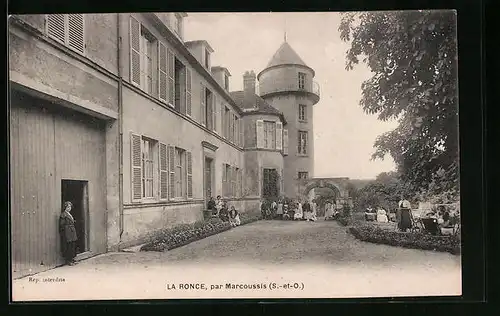 AK La Ronce, Partie im Schlosspark