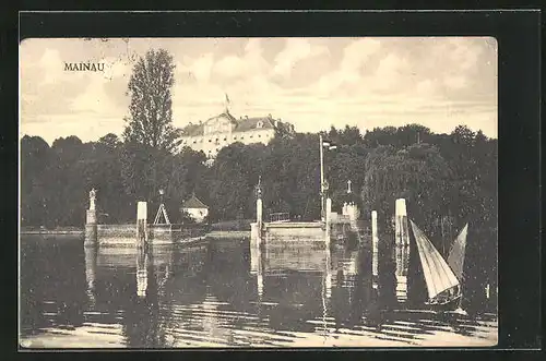 AK Mainau / Bodensee, Blick vom Ufer hinauf zum Schloss