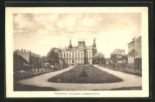 AK Göding / Hodonin, Obchodní a rodinná skola