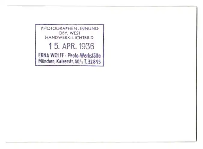 26 Fotografien Erna Wolff, München, Bildhauer bei der Arbeit im Atelier, Musikerin spielt Zither, Kunstmalerin & Gemälde 40