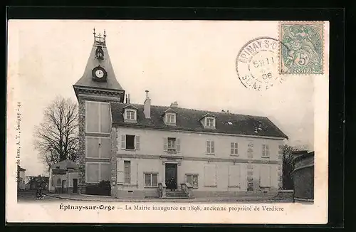AK Èpinay-sur-Orge, La Mairie, inaugurèe en 1898, ancienne propriètè de Verdiere