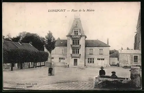 AK Longpont, Place de la Mairie
