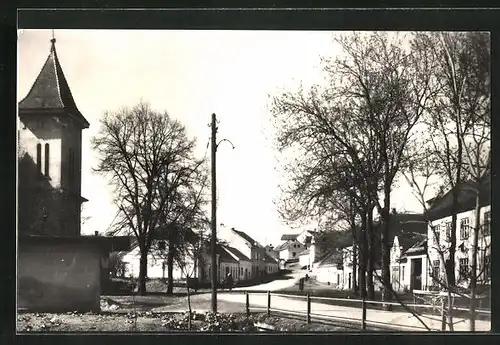 AK Skalice nad Svitavou, Ortspartie mit Kirche