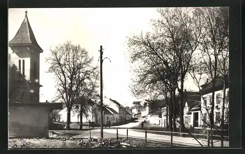 AK Skalice nad Svitavou, Ortspartie mit Kirche