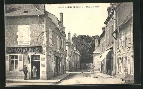 AK La Guerche, Rue Centrale