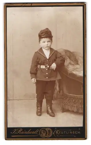 Fotografie J. Reinhardt, Reutlingen, Untere Kaiserstrasse, Knabe in Uniform