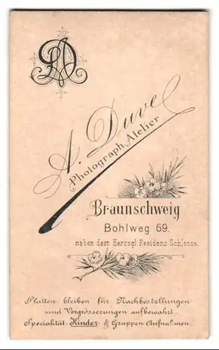 Fotografie August Duve, Braunschweig, Bohlweg 69, Junge Dame im Profil