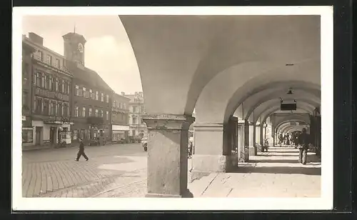 AK Josefstadt / Josefov / Jaromer, Strassenpartie mit Hotel Julis