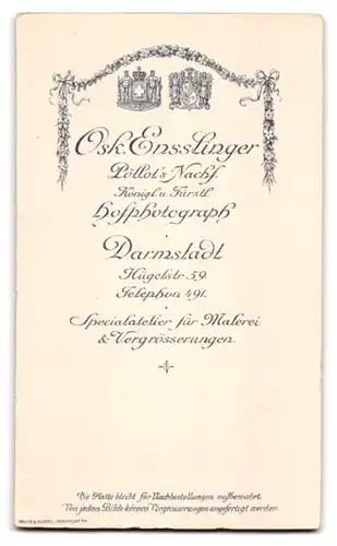 Fotografie Osk. Ensslinger, Darmstadt, Hügelstrasse 39, Ältere Dame mit Spitzenkragen