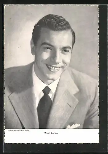 AK Schauspieler Mario Lanza lächelnd