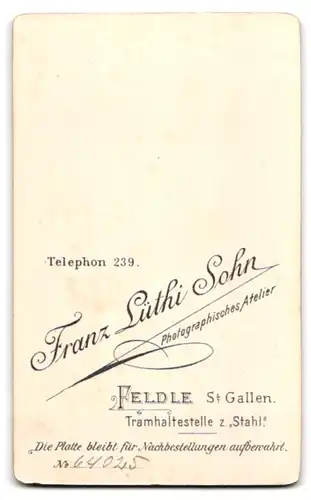 Fotografie Franz Lüthi Sohn, Feldle /St. Gallen, Älteres Ehepaar in zeitgenössischer Kleidung