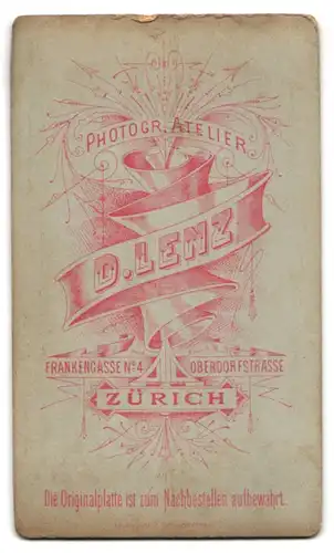 Fotografie D. Lenz, Zürich, Frankengasse 4, Elegant gekleideter Herr mit Vollbart