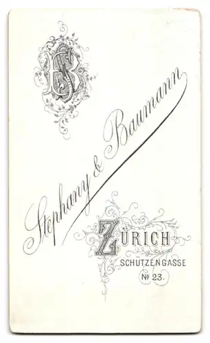 Fotografie Stephany & Baumann, Zürich, Schützengasse 23, Bürgerlicher Herr mit Vollbart