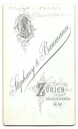 Fotografie Stephany & Baumann, Zürich, Schützengasse 23, Junger Herr in modischer Kleidung