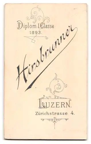 Fotografie Hirschbrunner, Luzern, Zürichstrasse 4, junger Mann mit Moustache und Fliege