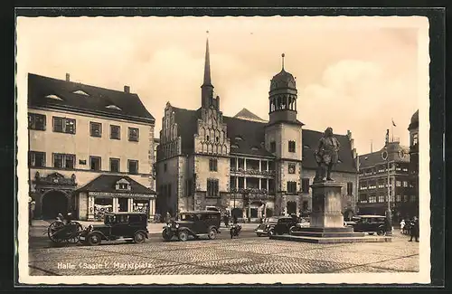 AK Halle /Saale, Marktplatz mit Denkmal