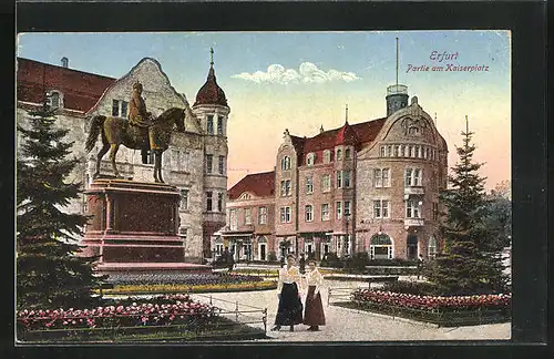 AK Erfurt, Kaiserplatz mit Denkmal und Beeten