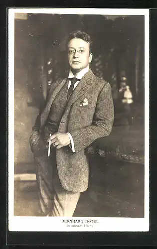 AK Opernsänger Bernhard Bötel mit Zigarette
