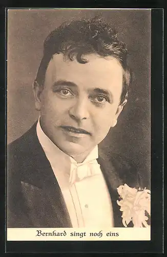 AK Opernsänger Bernhard Bötel im Anzug