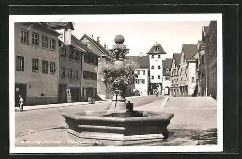 AK Meersburg /Bodensee, Unterstadtstrasse mit Brunnen