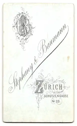 Fotografie Stephany & Baumann, Zürich, Schützengasse 23, Herr mit ausgeprägtem Bart