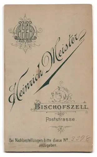 Fotografie Heinrich Meister, Bischofszell, Poststrasse, Süsses Kleinkind in weissem Kleidchen