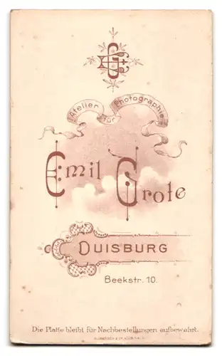 Fotografie Emil Grote, Duisburg, Beekstrasse 10, Dame mit weissem Schal