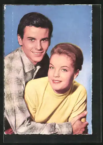 AK Schauspieler Horst Buchholz und Romy Schneider