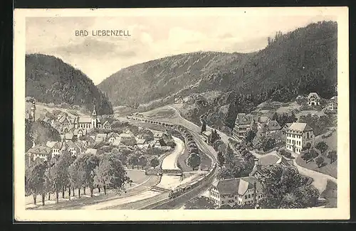 AK Bad Liebenzell, Ortsansicht mit Eisenbahn