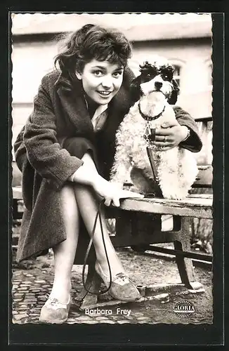 AK Schauspielerin Barbara Frey mit Hund