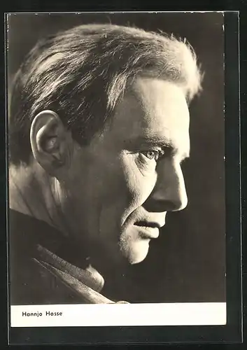 AK Schauspieler Hannjo Hasse im dramatischen Seitenprofil