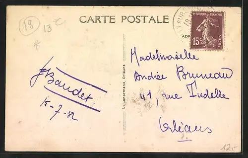 AK Sury-ès-Bois, La Place