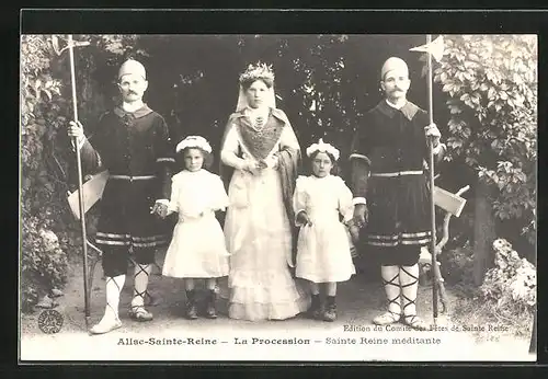 AK Alise-Sainte-Reine, la Procession