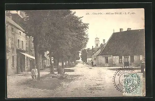 AK Arc-sur-Tille, Cafe, Strassenpartie