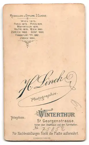 Fotografie H. Linck, Winterthur, St. Georgenstrasse, Junges Paar in modischer Kleidung