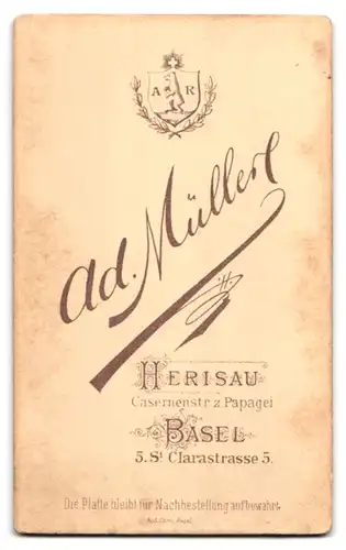 Fotografie Ad. Müller, Herisau & Basel, 5. St. Clarastrasse 5, junge Frau mit strenger Frisur