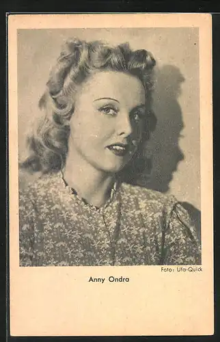 AK Schauspielerin Anny Ondra mit ausfallender Steckfrisur