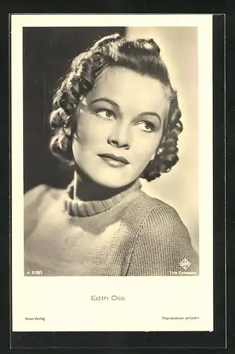 AK Schauspielerin Edith Oss posiert mit Locken