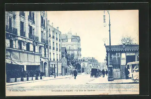 AK Enghien-les-Bains, La Rue de l`Arrivée, Strassenpartie