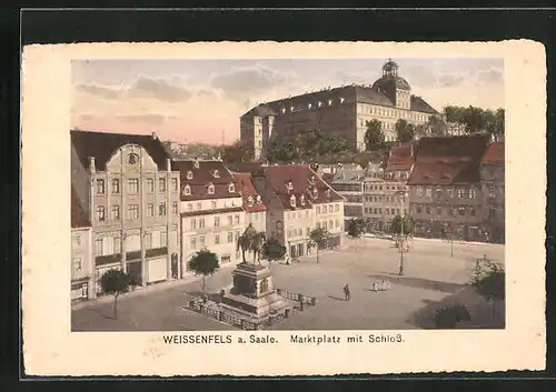 AK Weissenfels a. d. Saale, Marktplatz mit Schloss