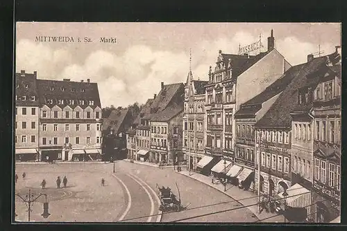 AK Mittweida i. Sa., Passanten am Markt