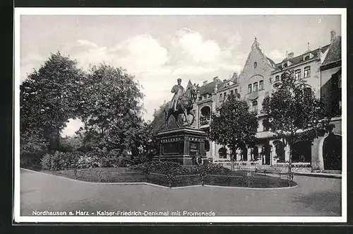 AK Nordhausen a. Harz, Kaiser-Friedrich-Denkmal mit Promenade